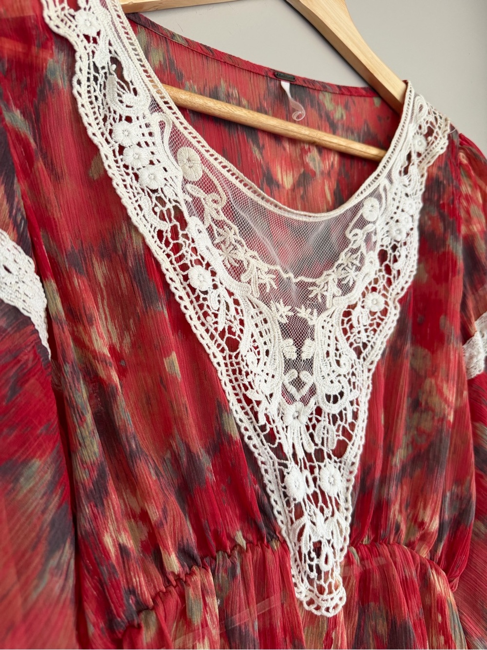 Free People Crimson Floral Lace-Trim Peasant Blouse - Picture 5 of 8